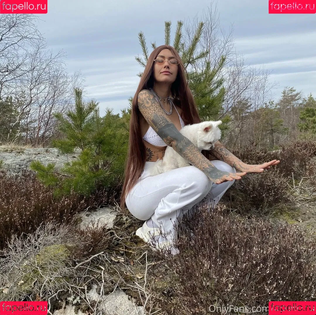adultekra Onlyfans Photo Gallery 