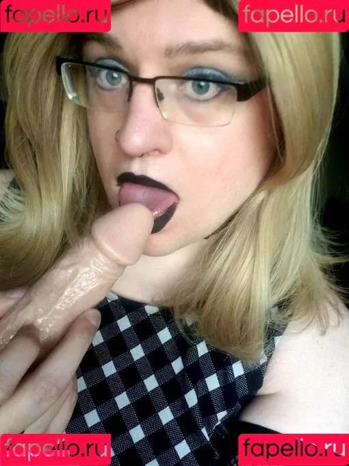 ericakitoo Onlyfans Photo Gallery 
