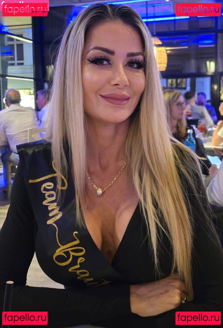 Anna Katharina Nude Onlyfans Photo 5