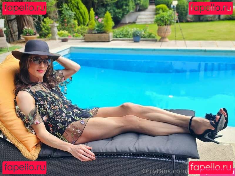 Jennifer Lunden Nude Onlyfans Photo 19