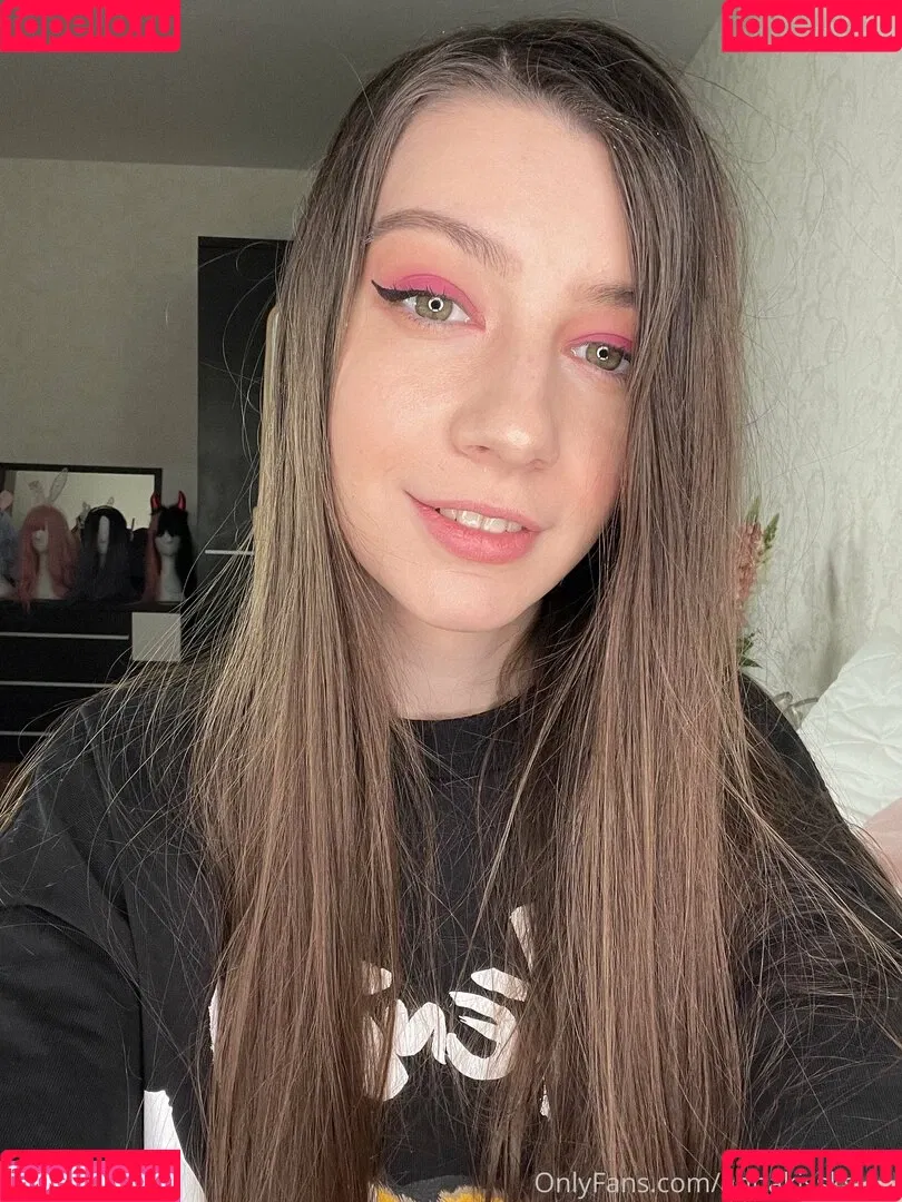 Annakissksyuk Onlyfans Photo Gallery 