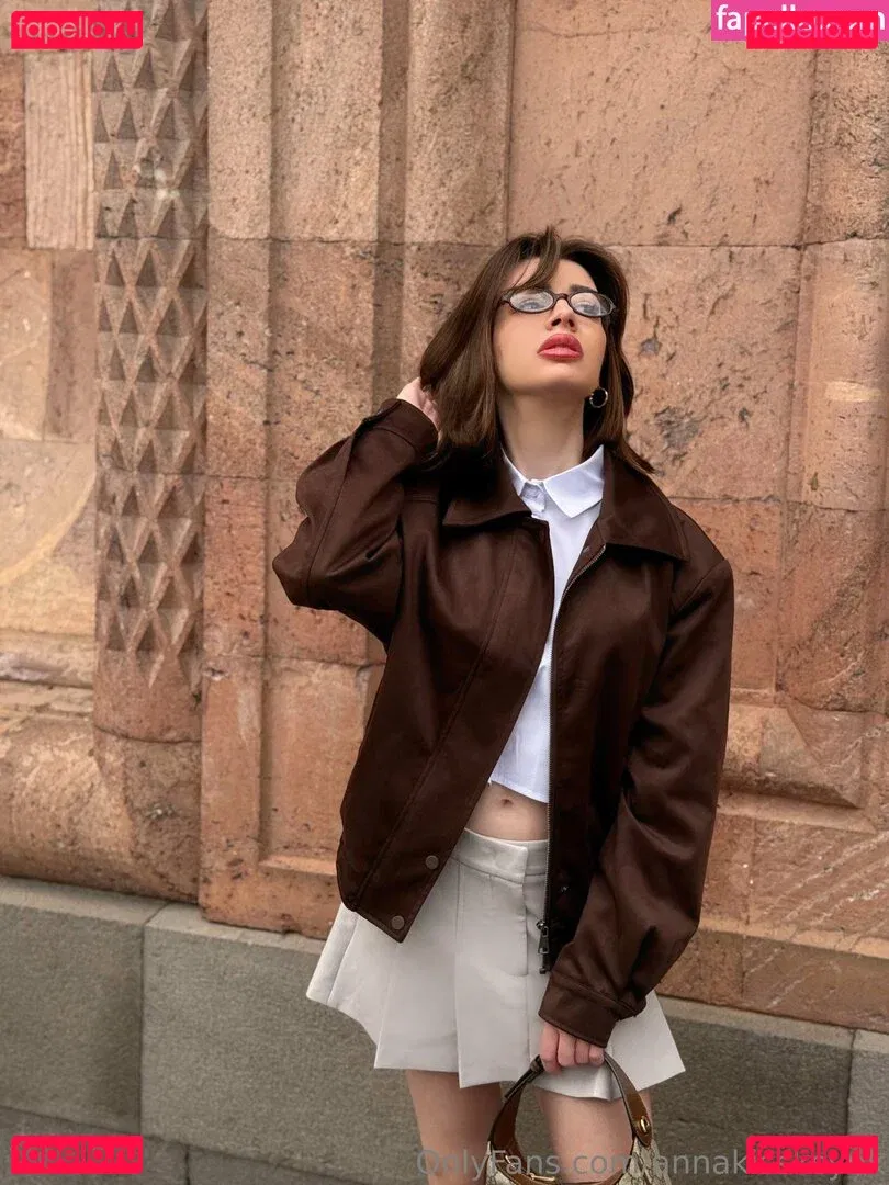 Annakissksyuk Onlyfans Photo Gallery 