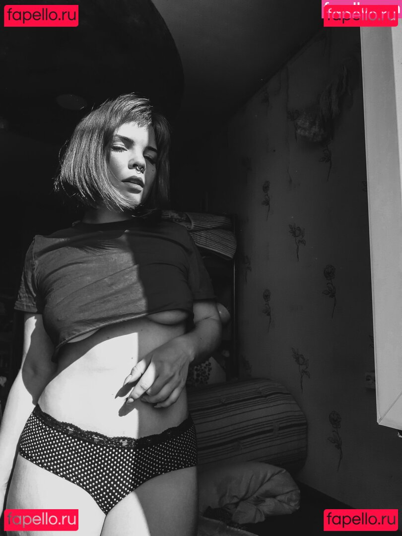 pollyyvla Nude Onlyfans Photo 9
