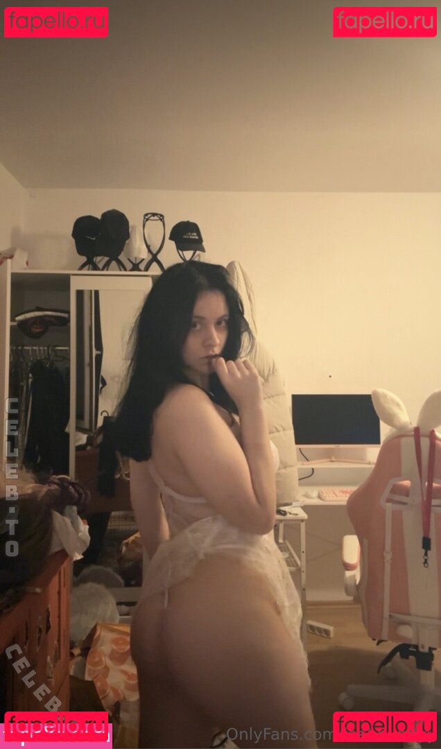 Leahbunnyy Nude Onlyfans Photo 16