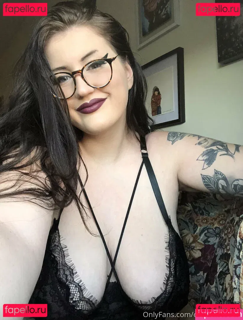 cordeliacharm Onlyfans Photo Gallery 