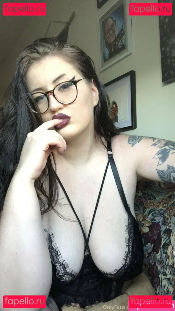 cordeliacharm Onlyfans Photo Gallery 