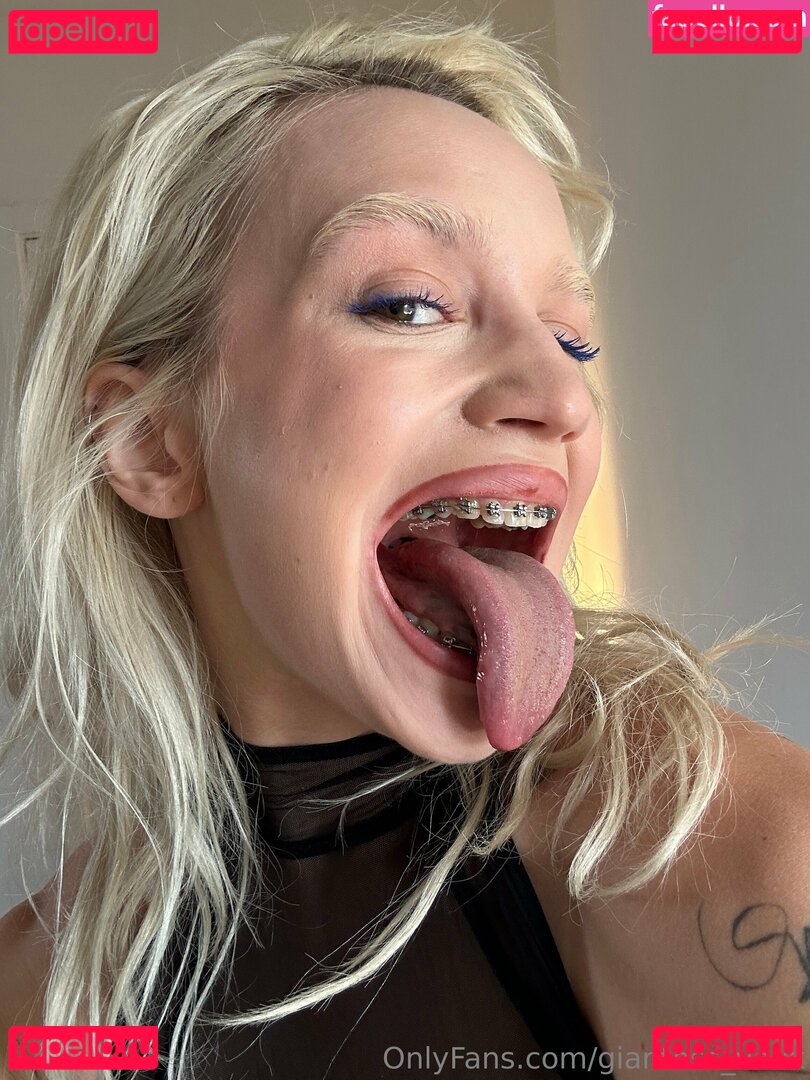 giantess_vovk Nude Onlyfans Photo 28