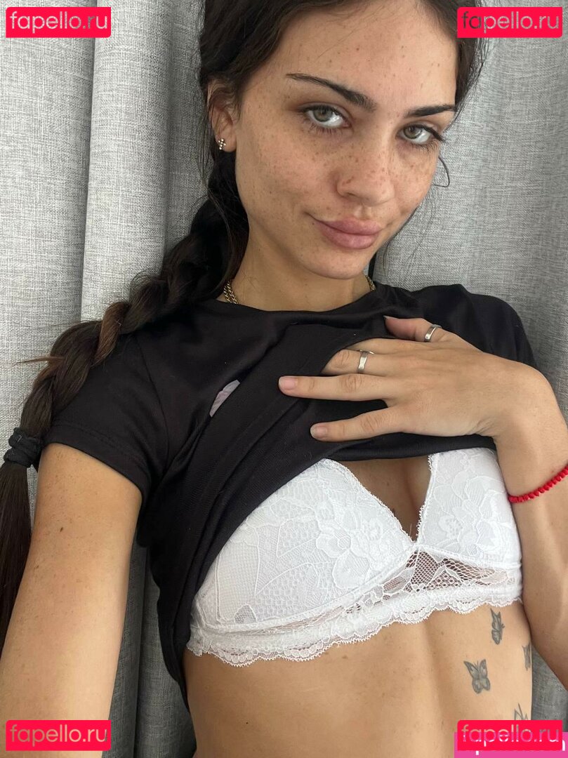 berraka Nude Onlyfans Photo 31
