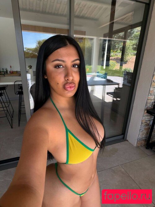 Luxy_Capi Nude Onlyfans Photo 34