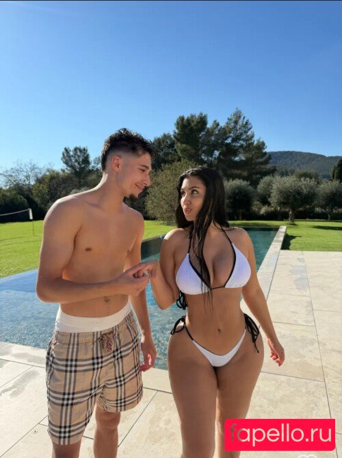 Luxy_Capi Nude Onlyfans Photo 24