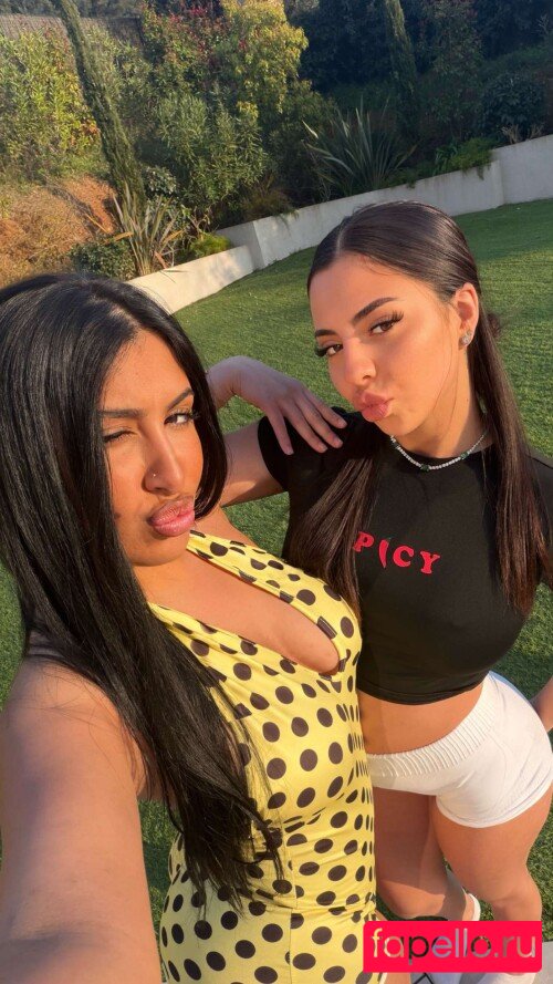 Luxy_Capi Nude Onlyfans Photo 17