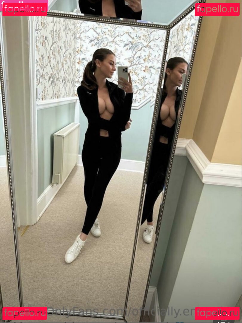 Emy-Lou Nude Onlyfans Photo 23