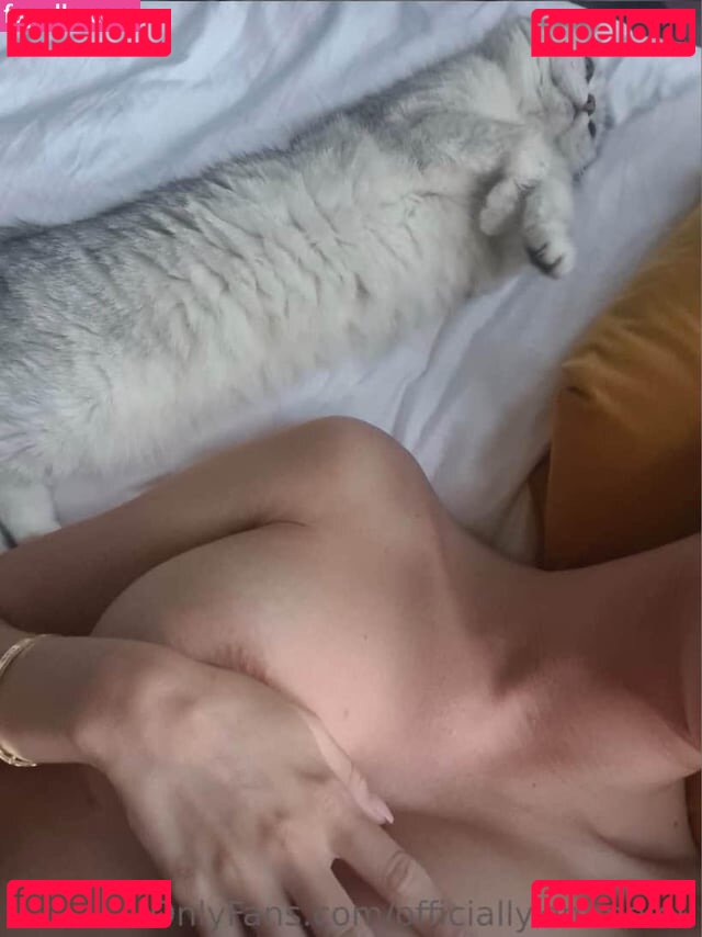 Emy-Lou Nude Onlyfans Photo 4