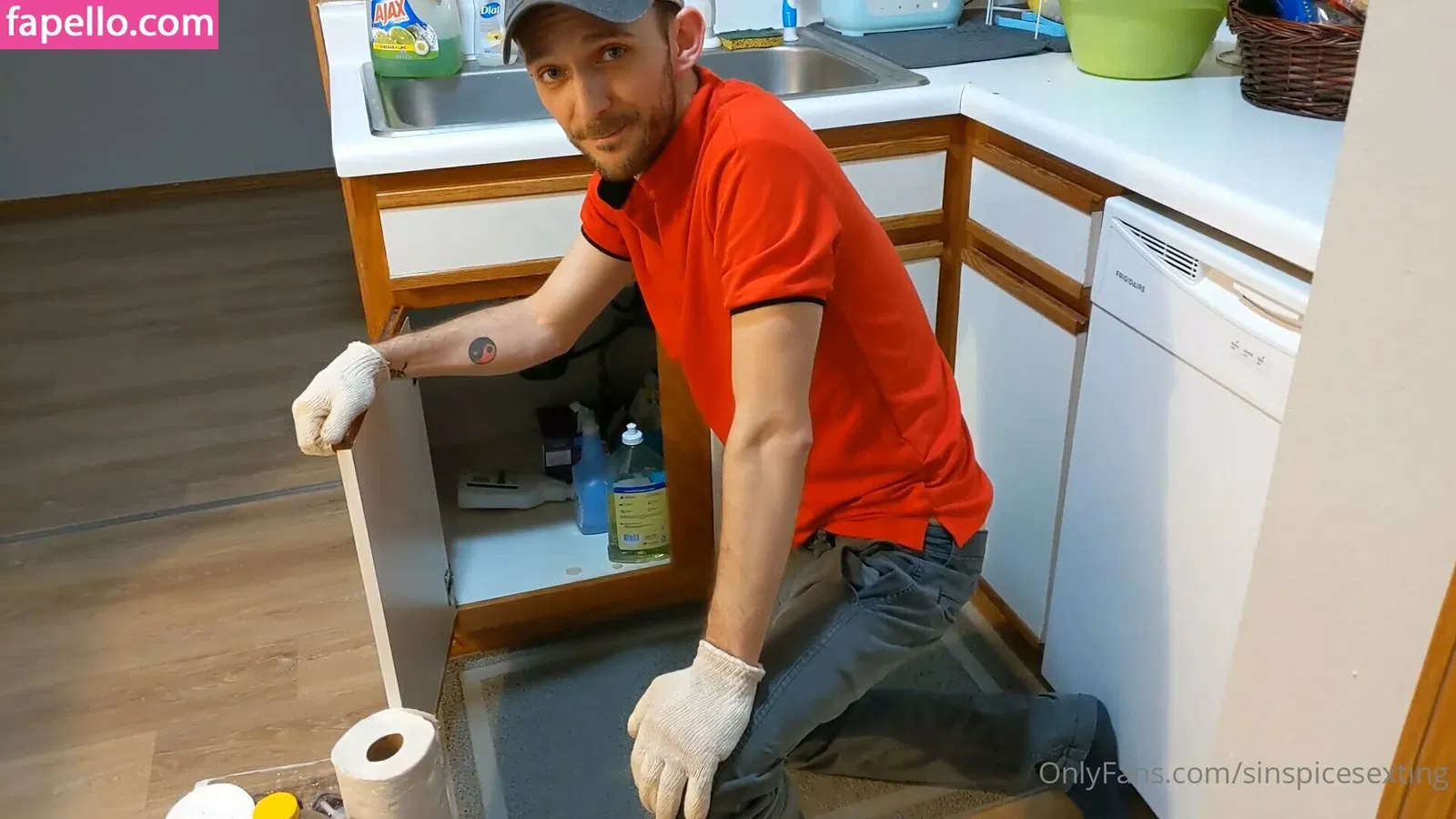 sinspicesexting Onlyfans Photo Gallery 