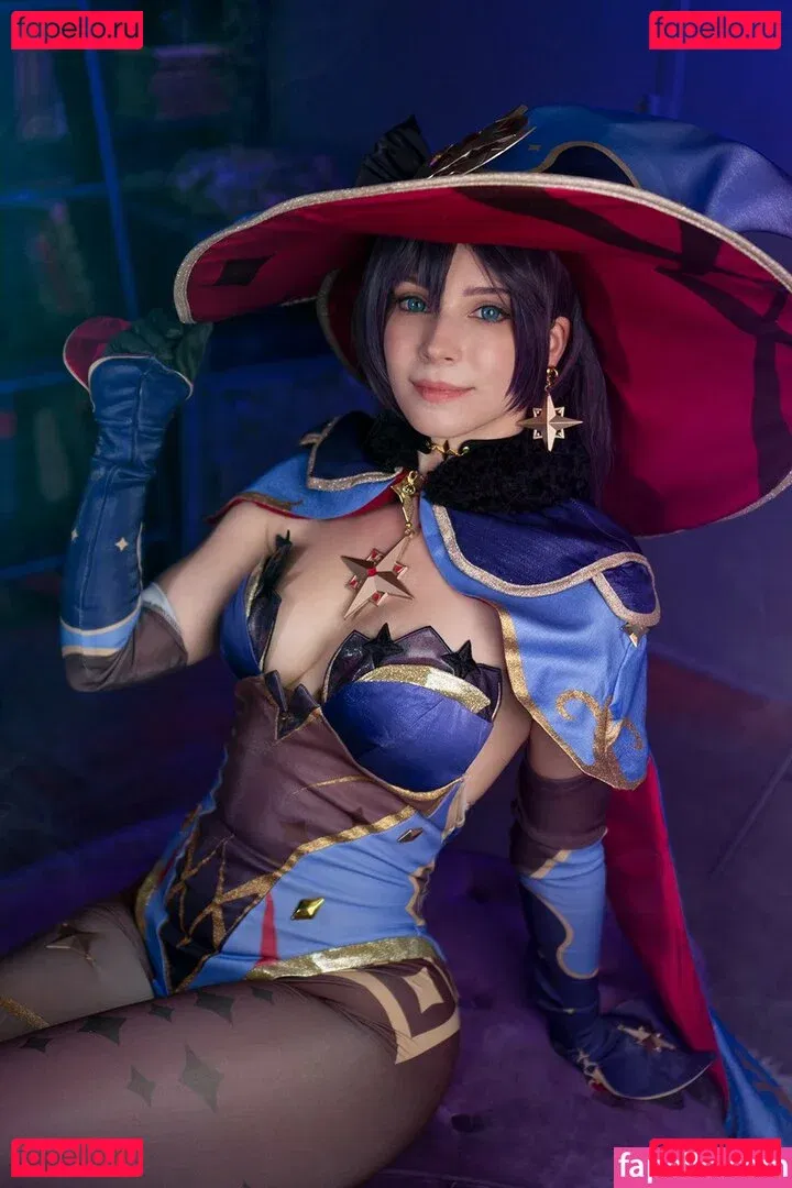 Enji Night Onlyfans Photo Gallery 