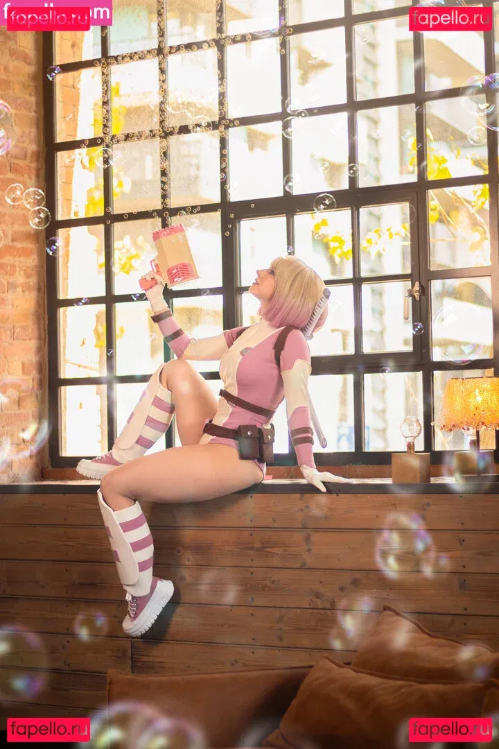 Enji Night Onlyfans Photo Gallery 