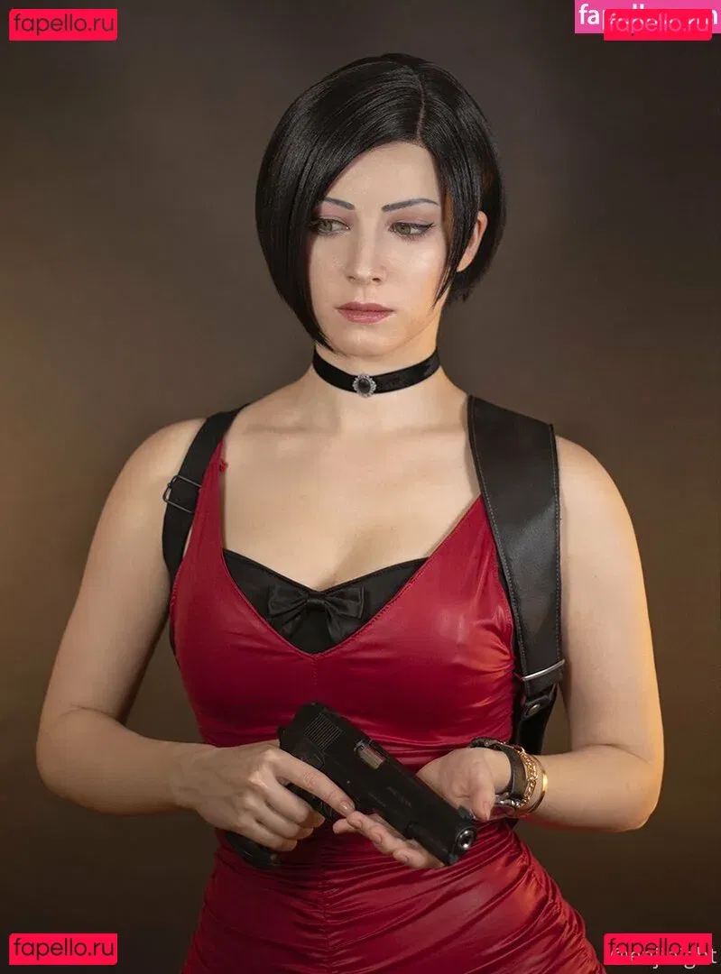 Enji Night Onlyfans Photo Gallery 