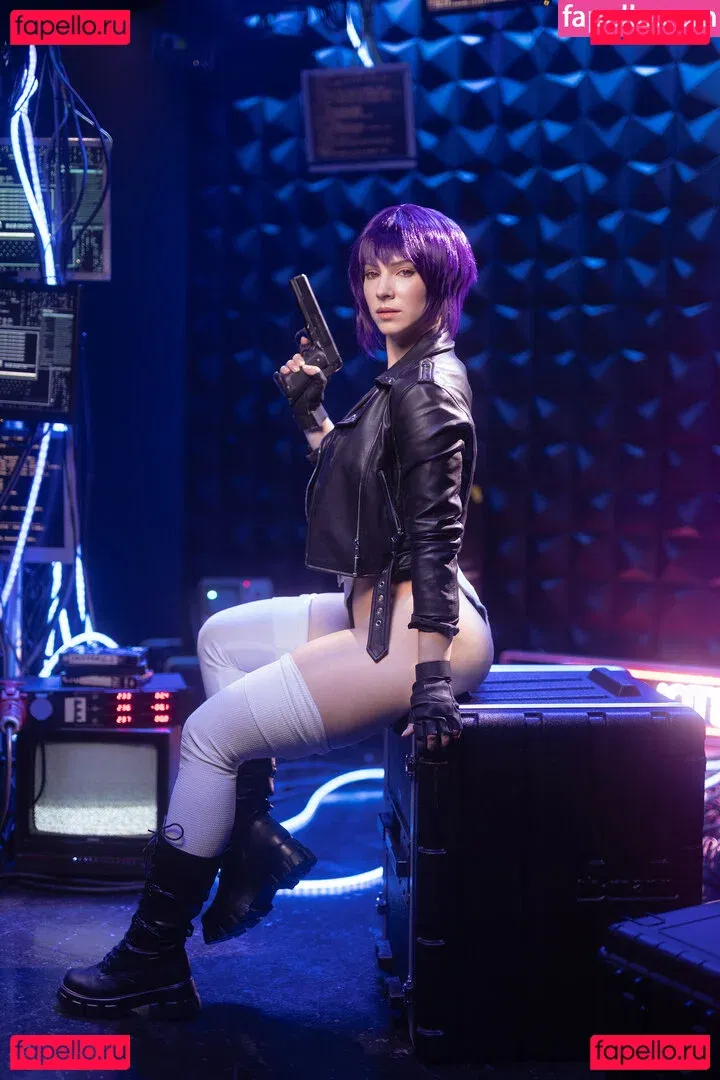 Enji Night Onlyfans Photo Gallery 