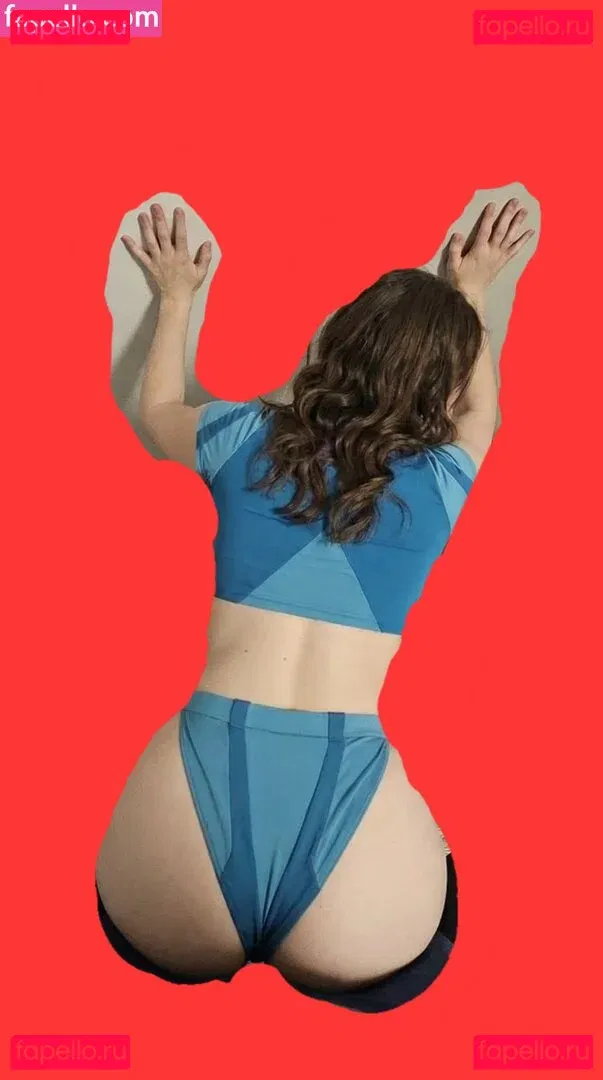 Enji Night Onlyfans Photo Gallery 