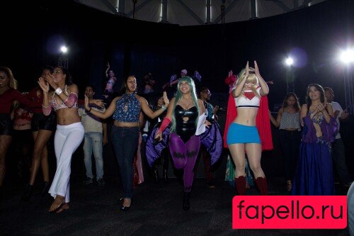 Enji Night Onlyfans Photo Gallery 