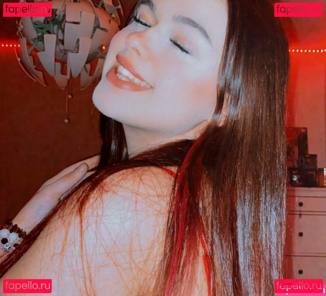 sw33tface Nude Onlyfans Photo 15