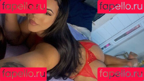 Mariana Santos Onlyfans Photo Gallery 