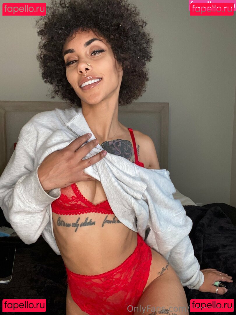 reana.rails Nude Onlyfans Photo 33