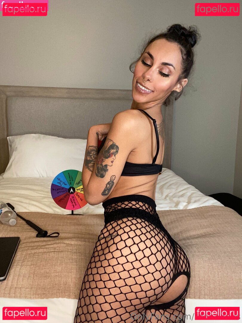reana.rails Nude Onlyfans Photo 20