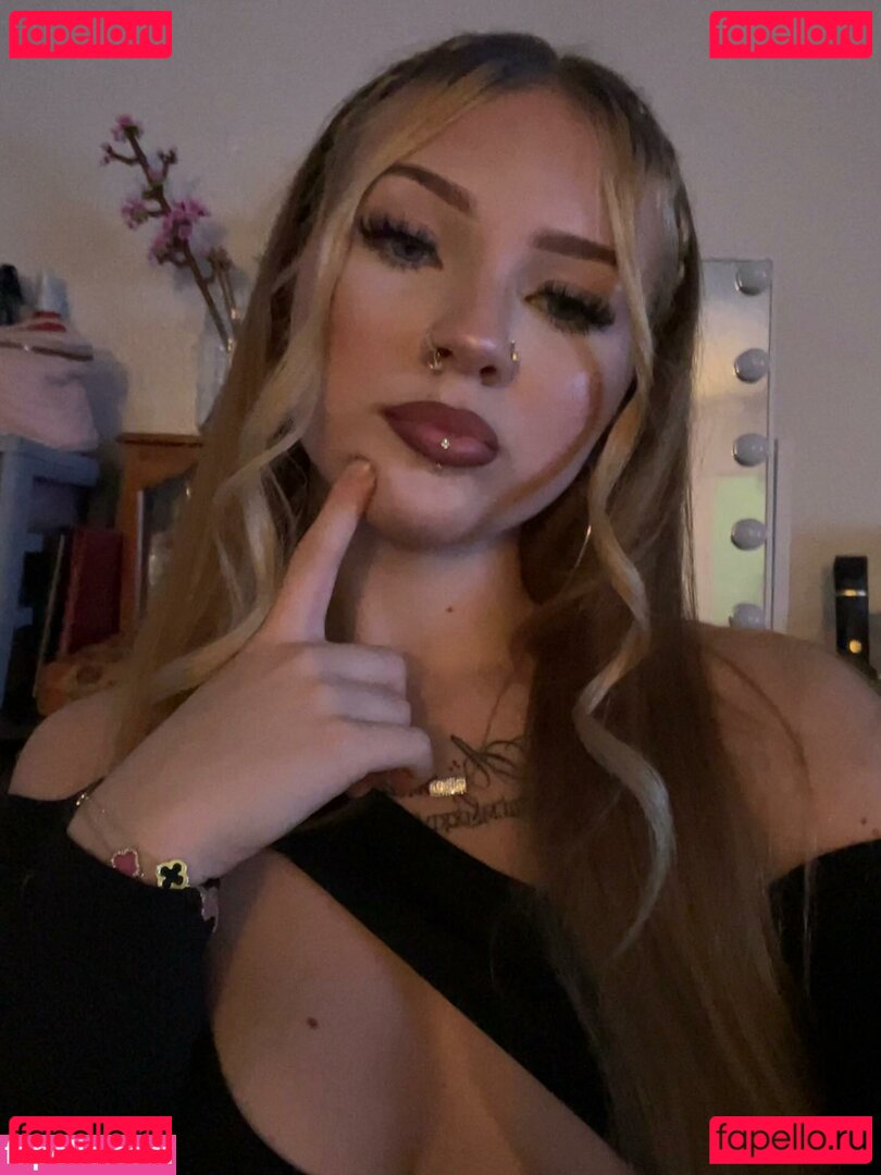 goddesslissaa Nude Onlyfans Photo 15