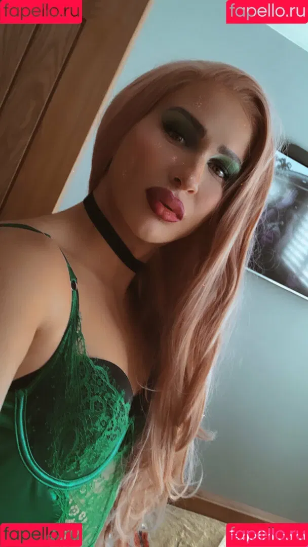 missjizzelle Onlyfans Photo Gallery 