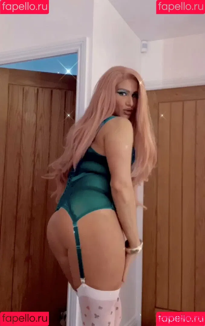 missjizzelle Onlyfans Photo Gallery 