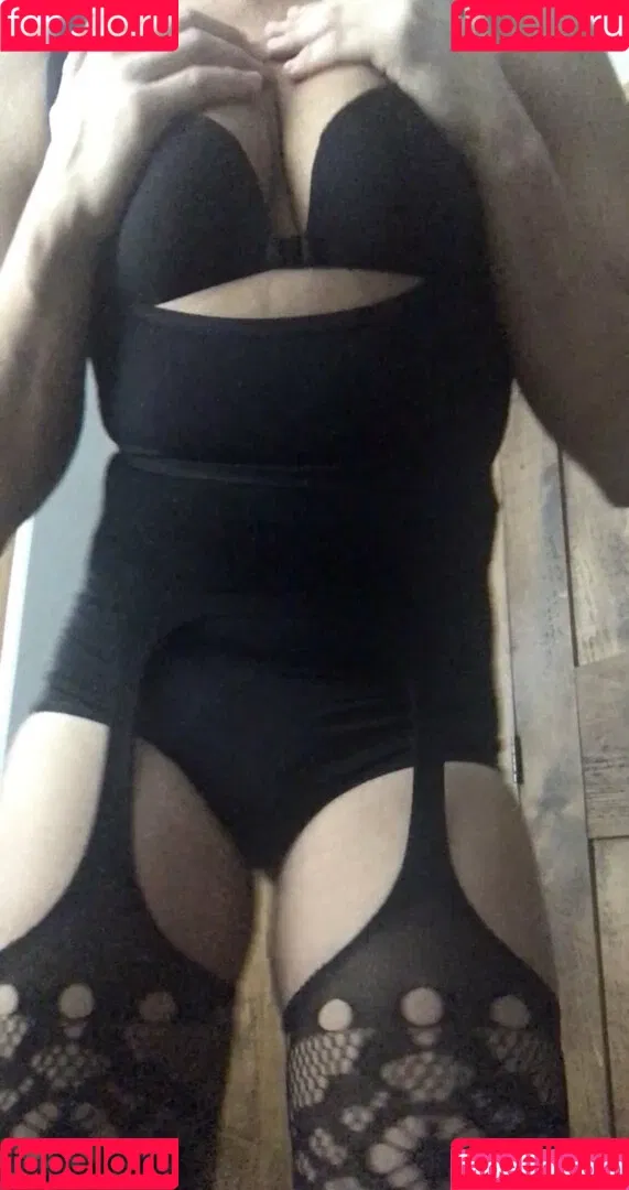 missjizzelle Onlyfans Photo Gallery 