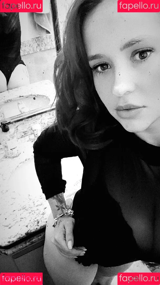 Omgemy Onlyfans Photo Gallery 