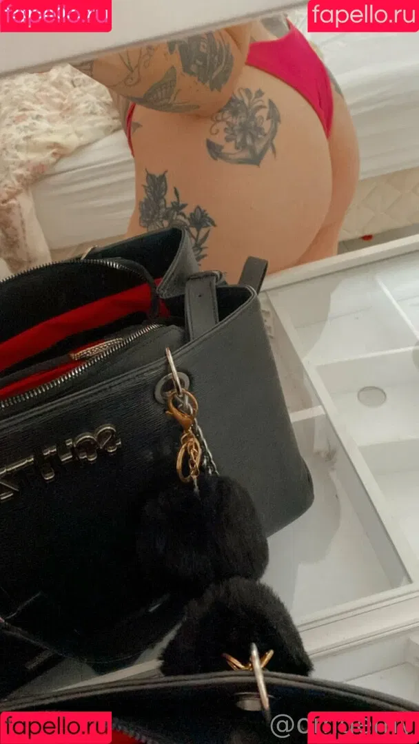 Omgemy Onlyfans Photo Gallery 