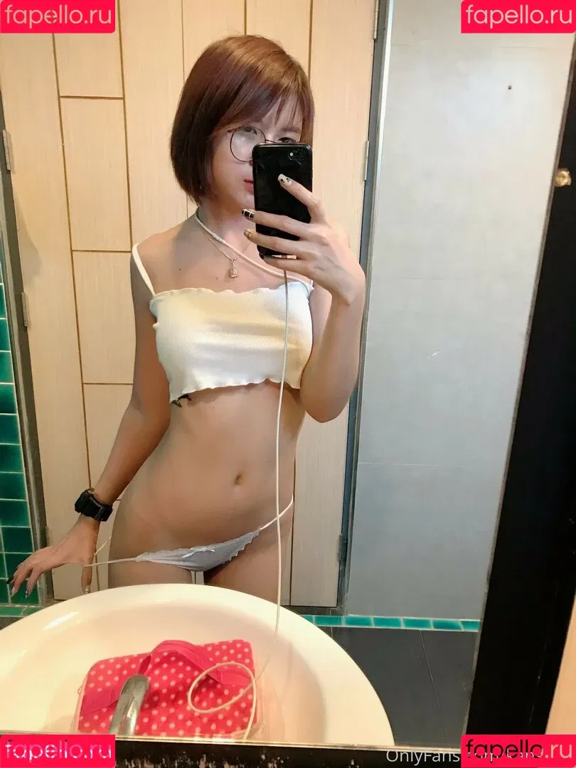 Kwan.lc Onlyfans Photo Gallery 