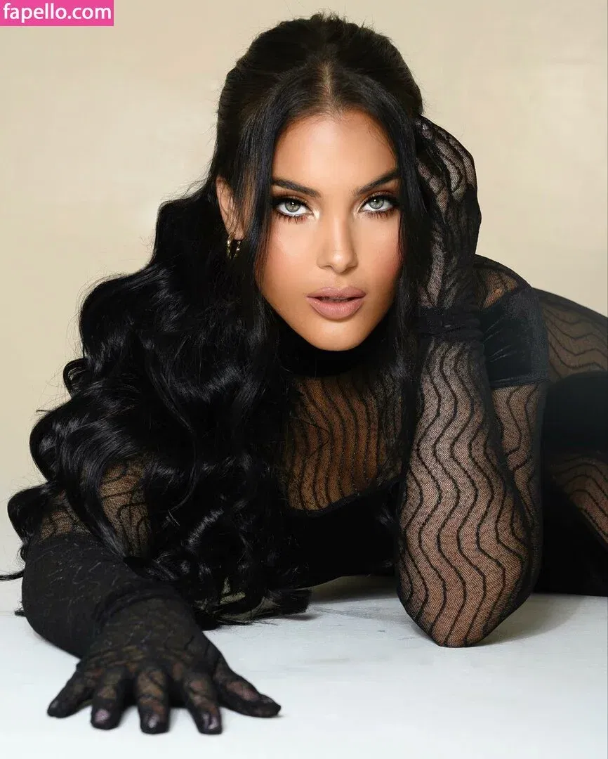 Yeimmyicial Onlyfans Photo Gallery 