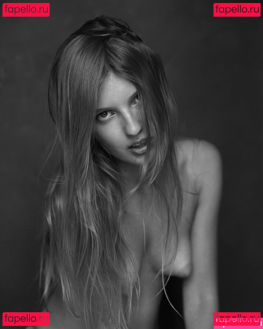 Evelina Nude Onlyfans Photo 44