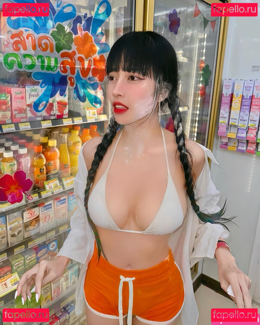 Pattaraporn Nude Onlyfans Photo 34