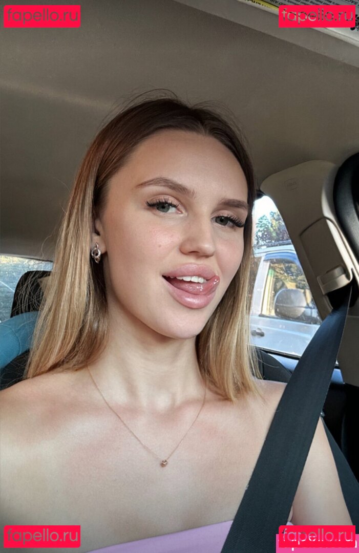 faina_mira Nude Onlyfans Photo 41