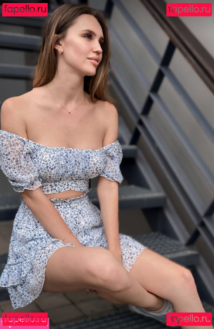 faina_mira Nude Onlyfans Photo 36