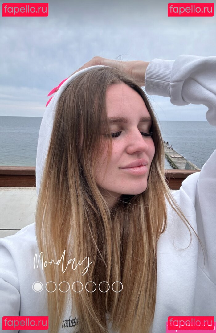 faina_mira Nude Onlyfans Photo 30