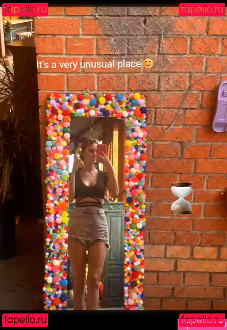 faina_mira Nude Onlyfans Photo 17