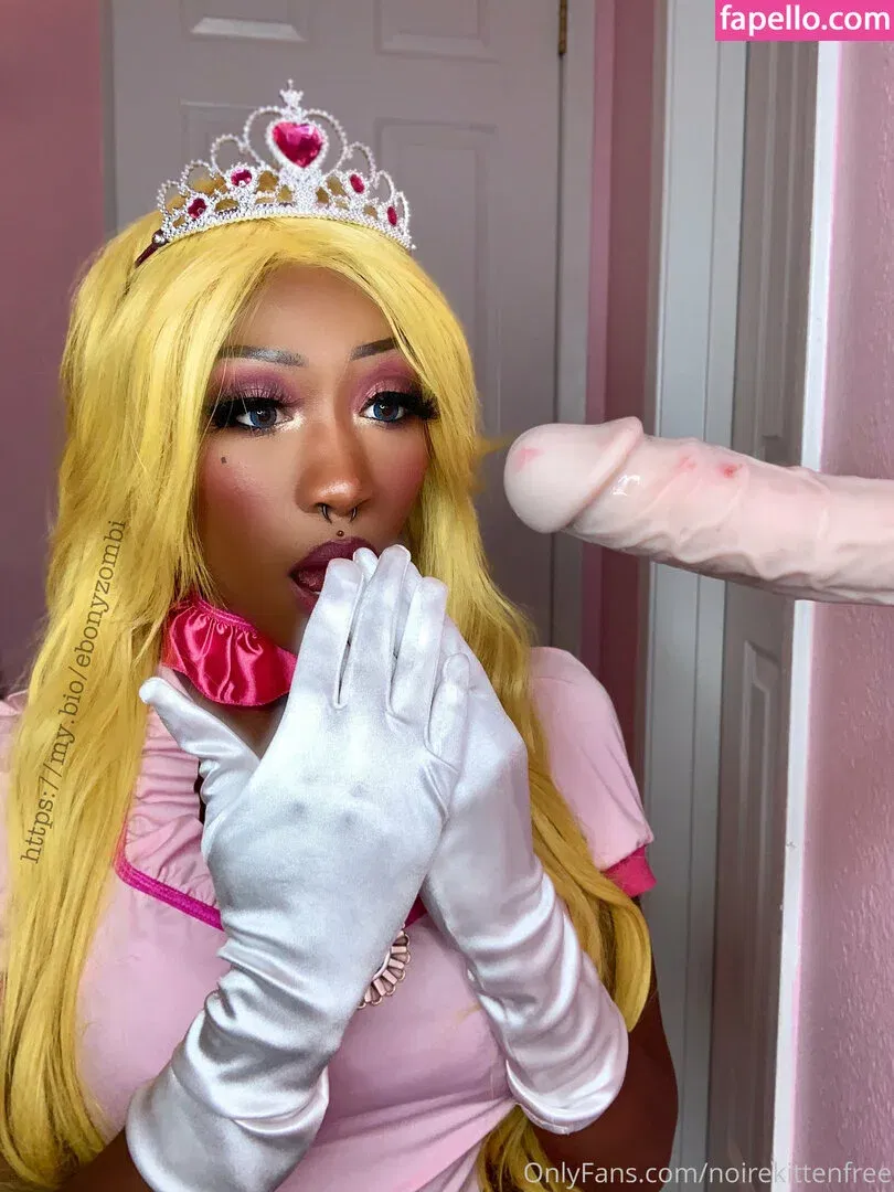 noirekittenfree Onlyfans Photo Gallery 