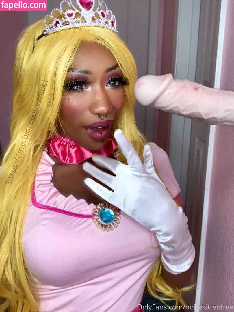 noirekittenfree Onlyfans Photo Gallery 