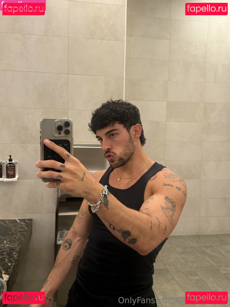 luiscapecchi Nude Onlyfans Photo 17