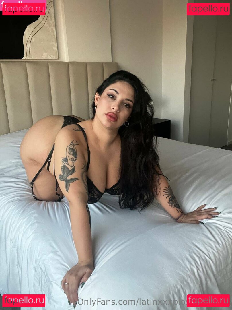 sophiearctic Nude Onlyfans Photo 12