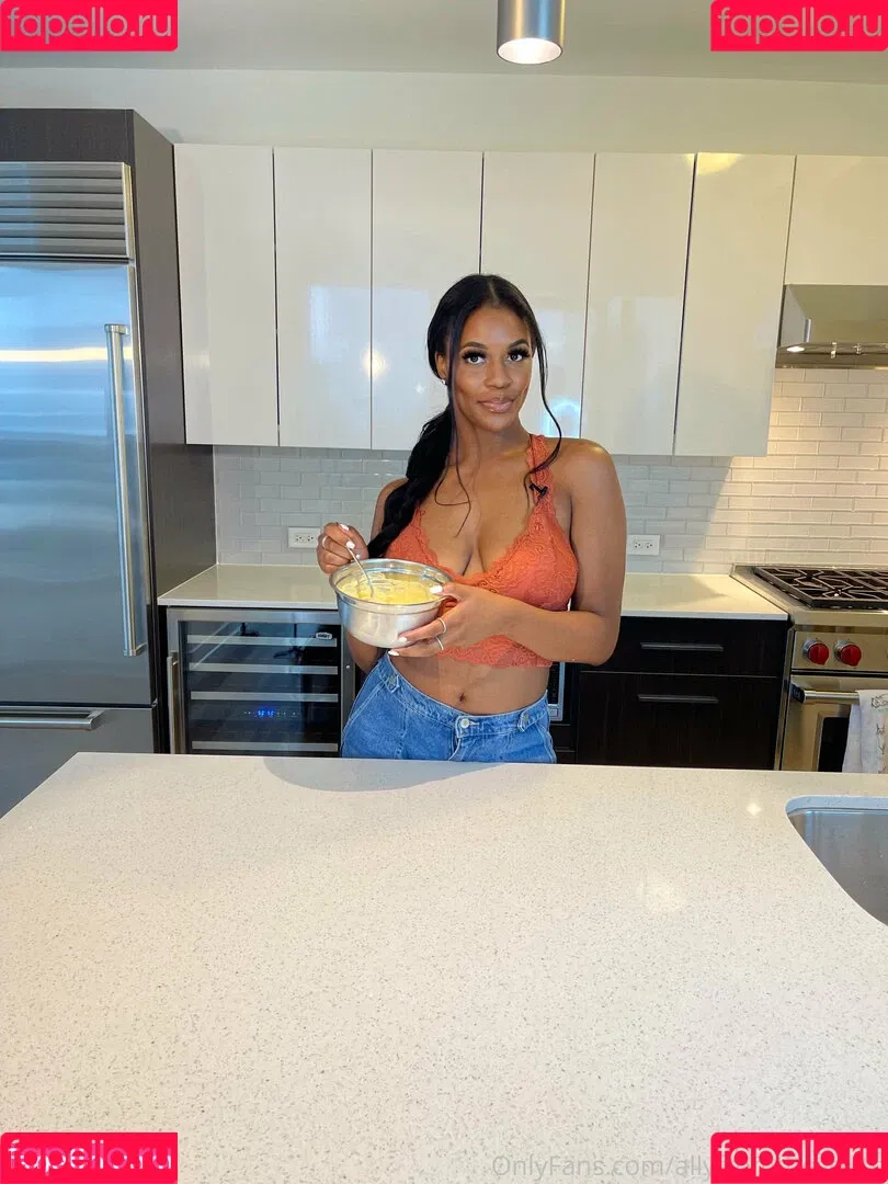 allyfromthesouth Onlyfans Photo Gallery 
