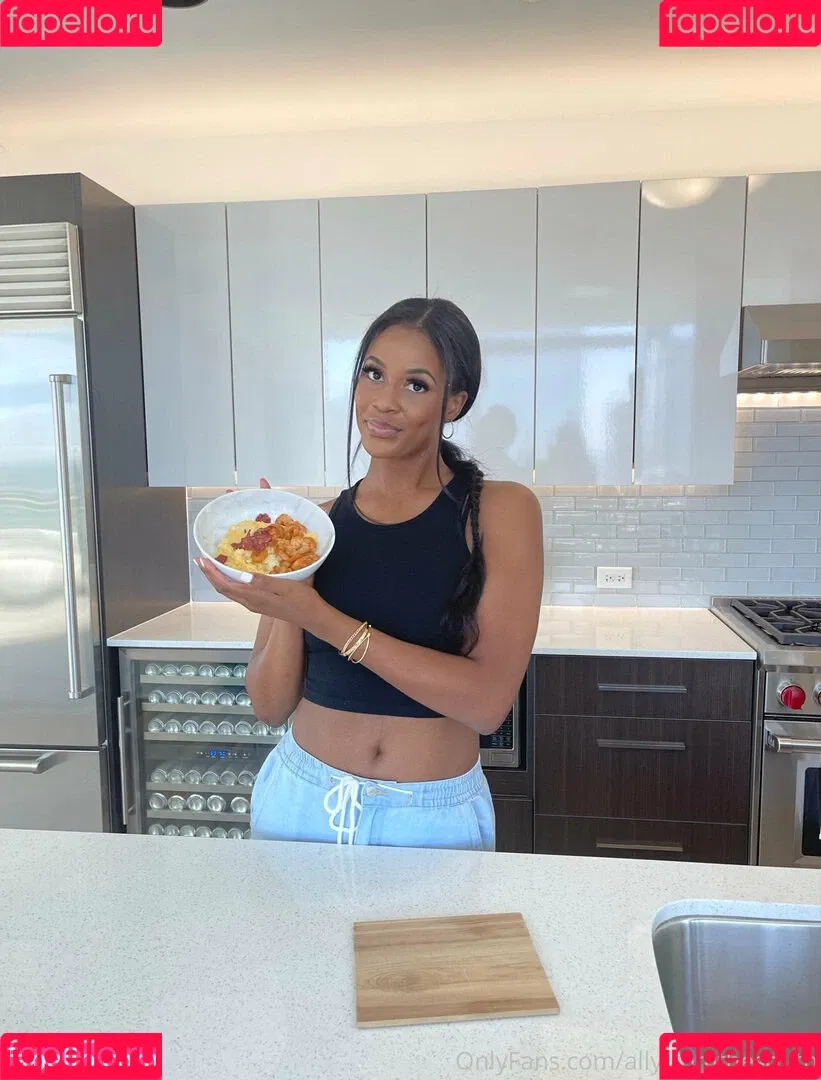 allyfromthesouth Onlyfans Photo Gallery 