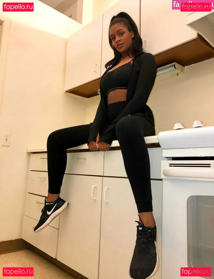 allyfromthesouth Onlyfans Photo Gallery 