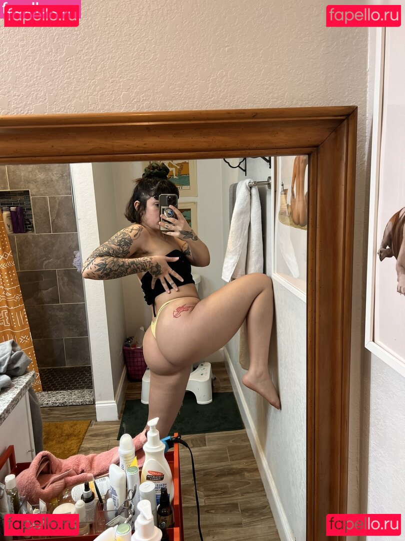 Thebugortheletter Nude Onlyfans Photo 37